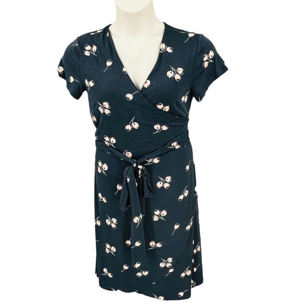 Loft Wrap Dress Grey Size 8 Women's Cherry Print Short Sleeve V-Neck Knit